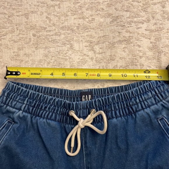 Gap Small blue Jean joggers - Picture 5 of 5